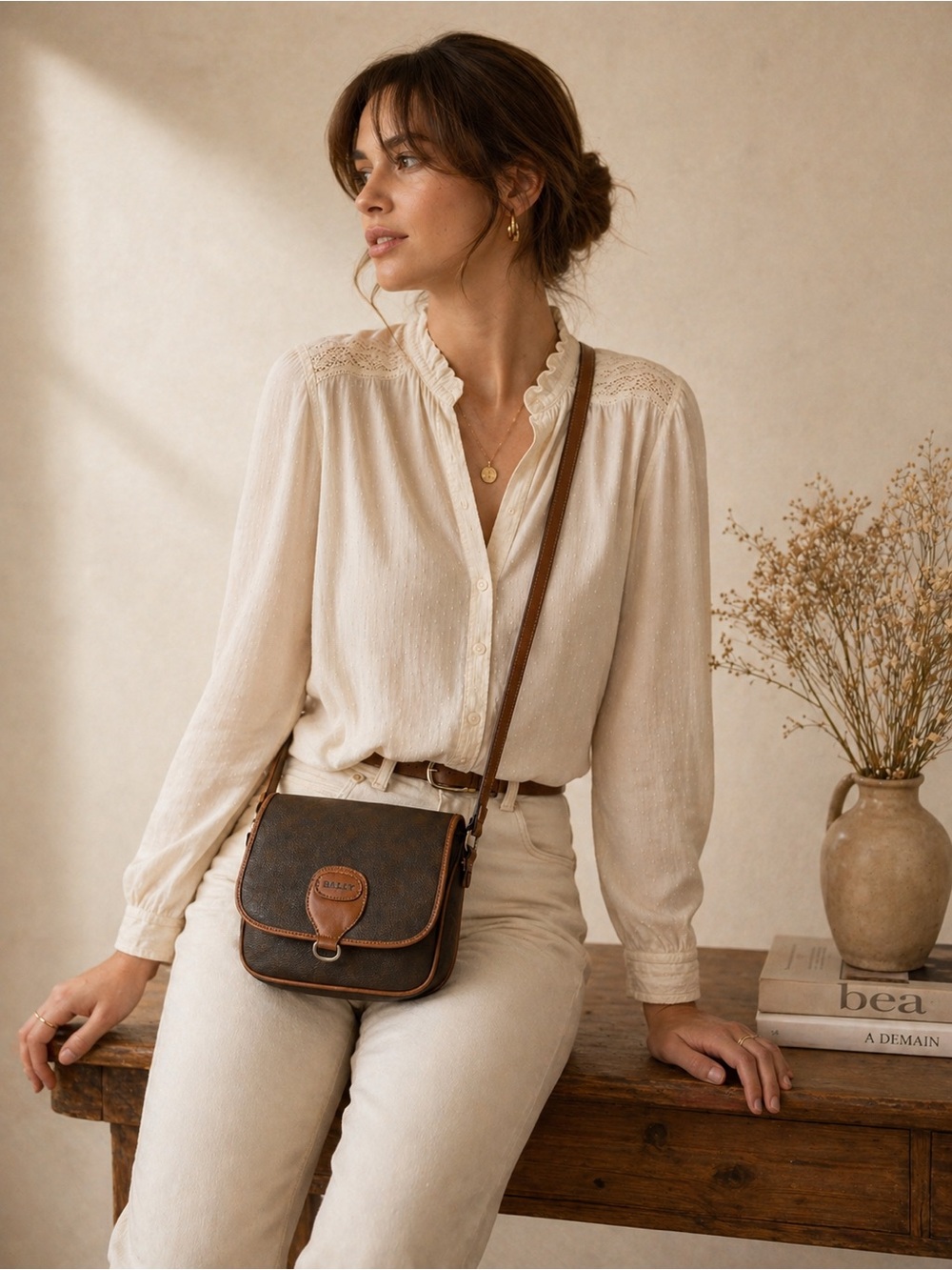 Vintage Bally Crossbody Bag Brown Leather Saddle Bag Swiss Made Classic Designer